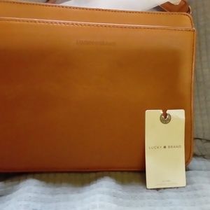 Lucky brand purse